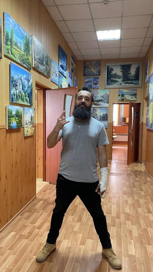Арт-Вокзал 호텔 크리보이 로그 외부 사진